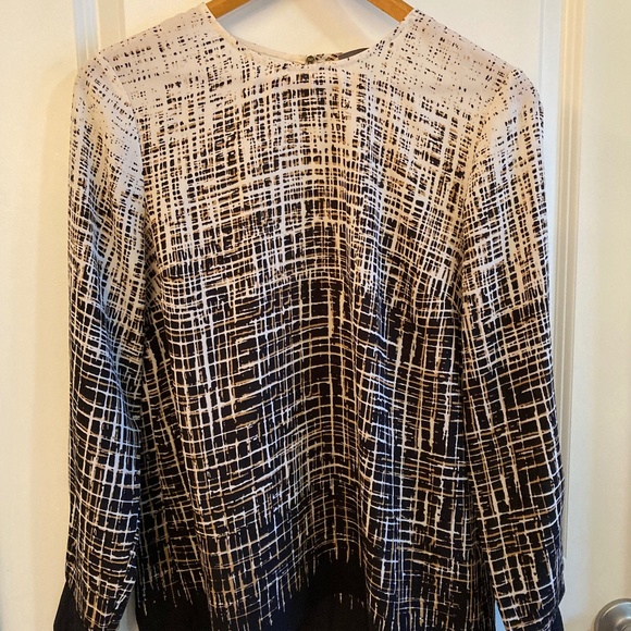 Vince Camuto Tops - Vince Camuto Gold, White and Black Dressy Blouse Sz S